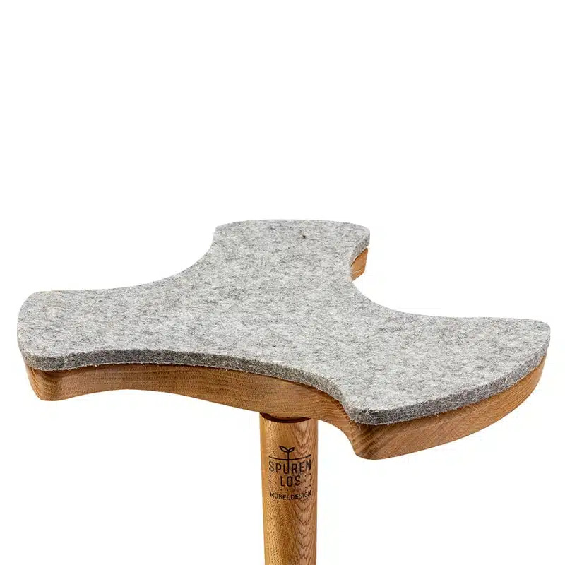 Ergonomischer Hocker aus Buchenholz mit Filz